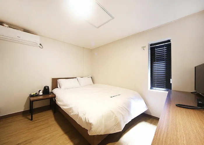 Ssangma Motel 2*